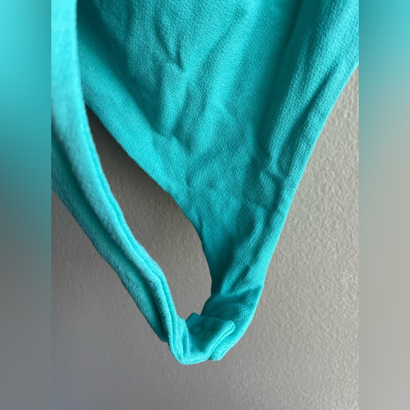 New Naked Wardrobe Green Blue Bodysuit Size Medium - Picture 5 of 8
